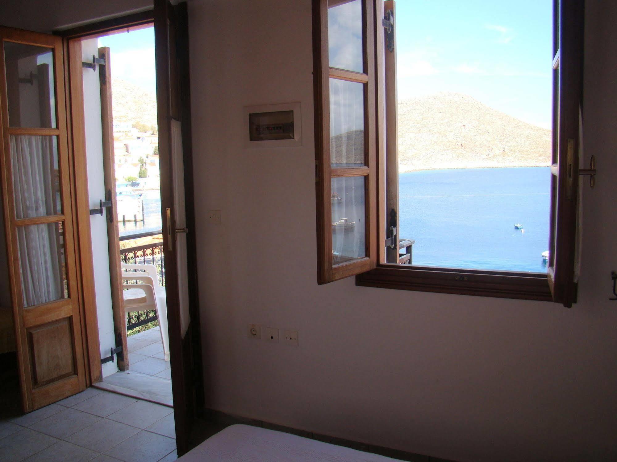 מלון Halki Sea House מראה חיצוני תמונה