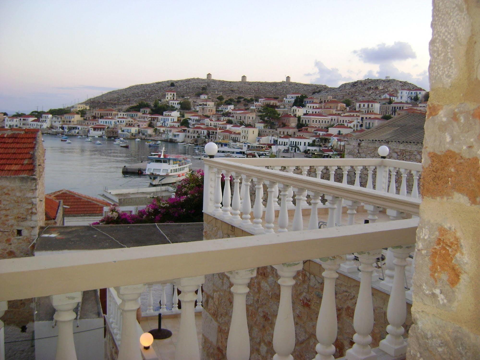 מלון Halki Sea House מראה חיצוני תמונה