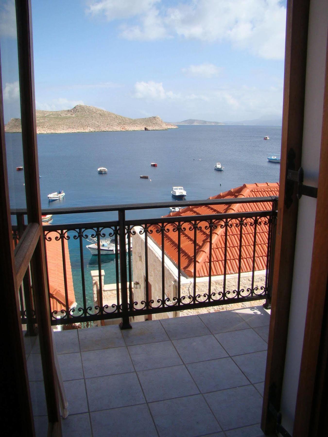 מלון Halki Sea House מראה חיצוני תמונה
