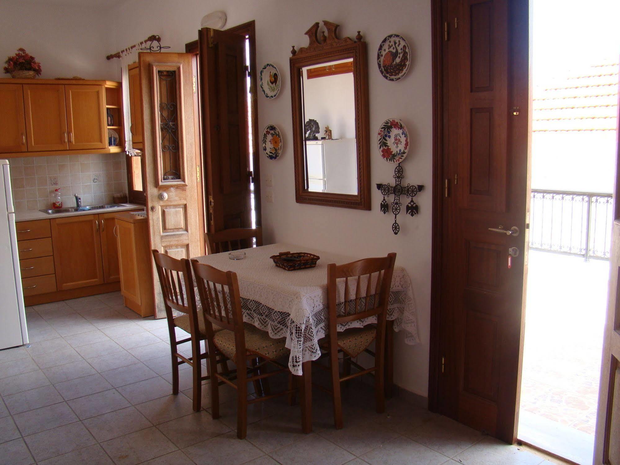 מלון Halki Sea House מראה חיצוני תמונה